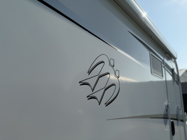 Knaus SKY TI 700 MEG SILVER SELECTION / Free Storage photo: 4