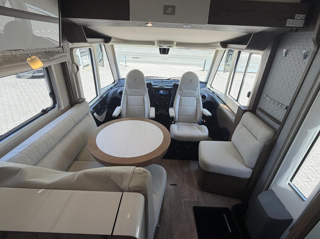 Hymer BML-I 790 Lithium Omvormer Zonnepanelen 2X Airco foto: 16