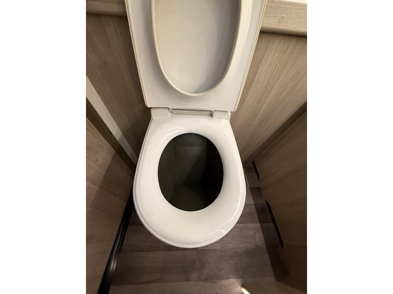 Kabe Royal 780 TDL Frontk&uuml;che - Komplett Foto: 15