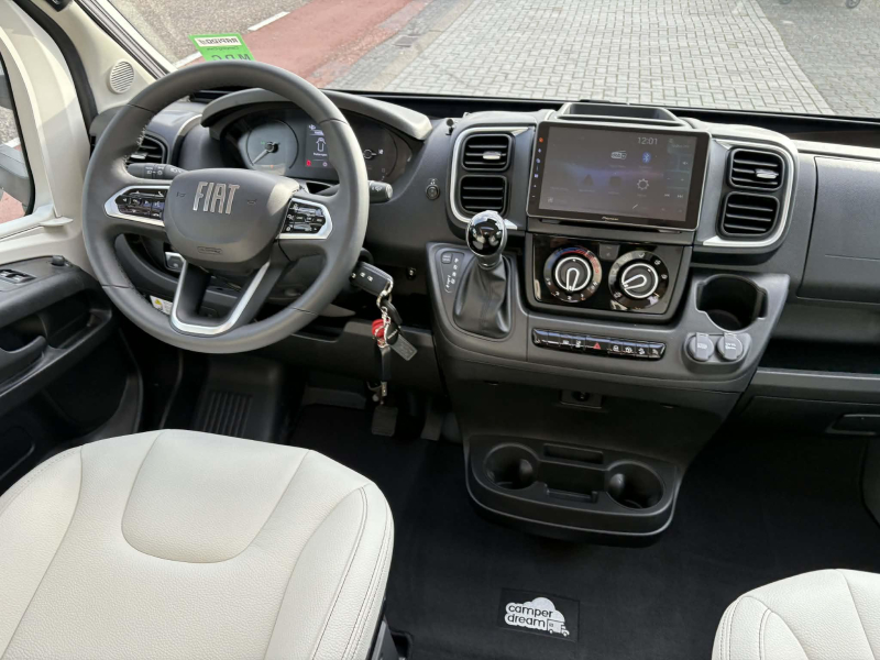 Rapido 696 FF SEHR KOMPLETT Foto: 21