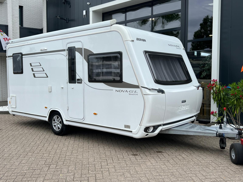 Eriba Nova Winner Edition 465 GL mover, toldo, aire acondicionado foto: 22