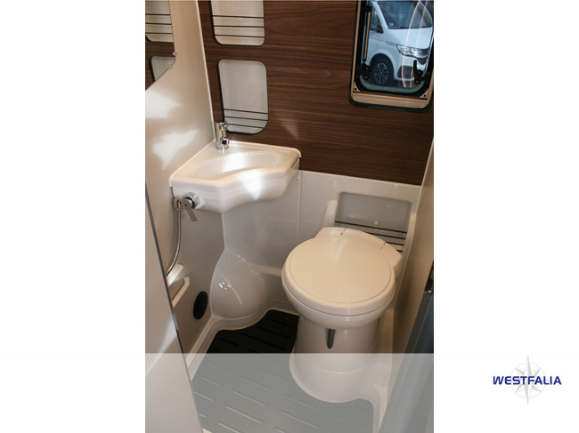 Westfalia Sven Hedin 600D Premium 163pk Aut. Zeer compleet foto: 10