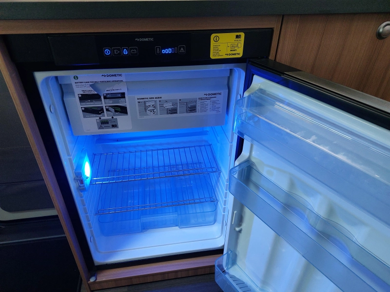 Sun Living S 65 SL Autom&aacute;tico/cama longitudinal/litio foto: 14