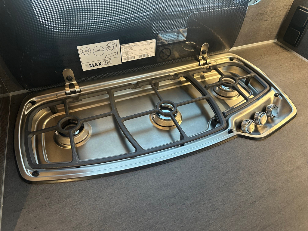 Knaus Sky Wave 650 mf 60 years edition foto: 10