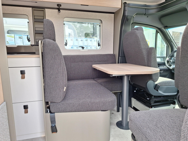 Hymer GT-S 600 XXL BED - LED - STEINGRAU foto: 3