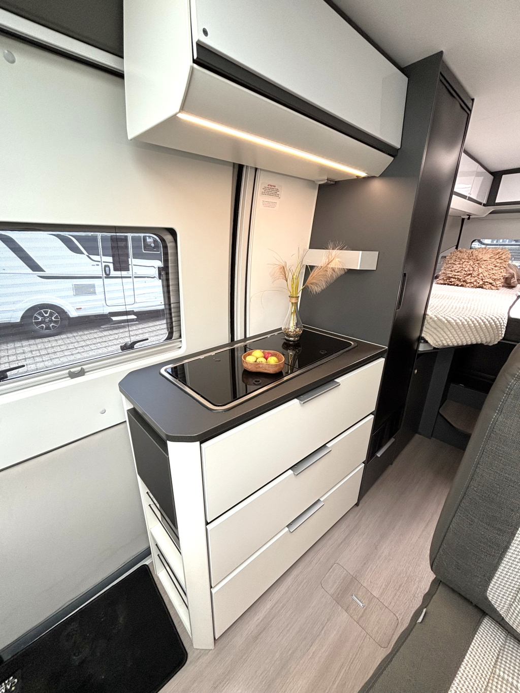 Adria Twin 640 SLB Supreme ENKELE BEDDEN EURO6 MAXI CHASSIS foto: 5
