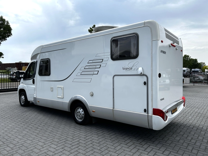 Hymer T 674 SL Enkele-bedden/2014/Euro-5  foto: 3