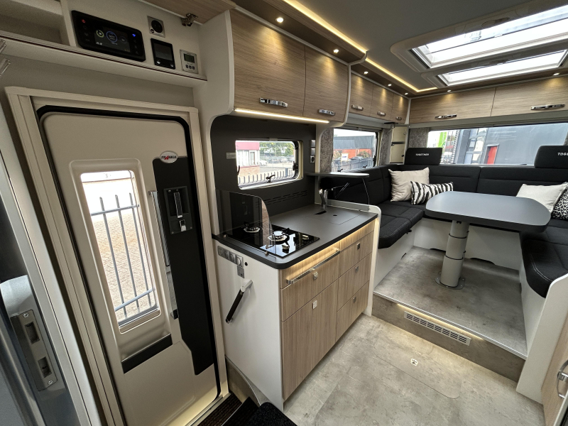 Frankia F-Line 740 PLUS TOGETHER Newly available photo: 12