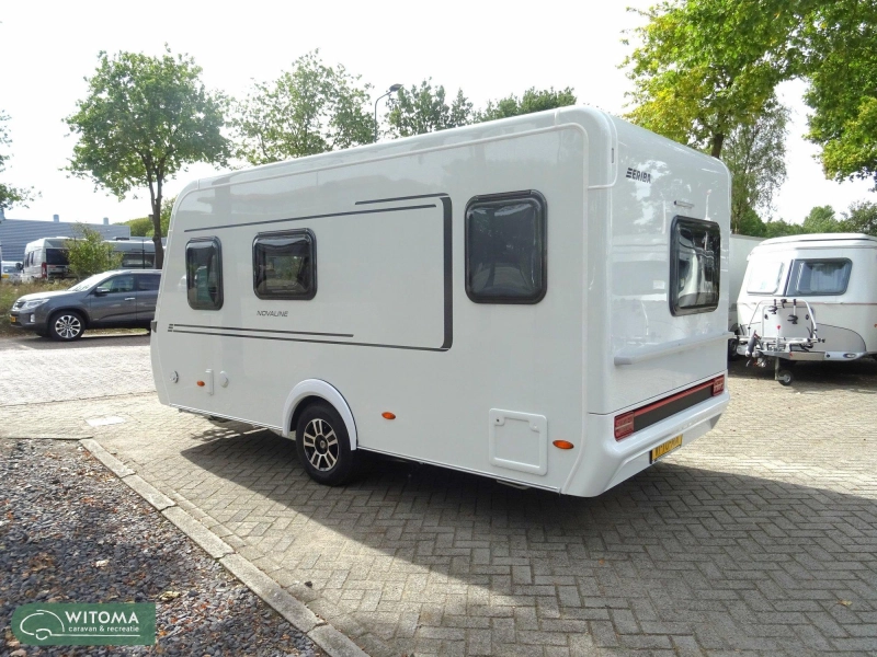 Eriba Novaline 465 Super compact caravan photo: 1