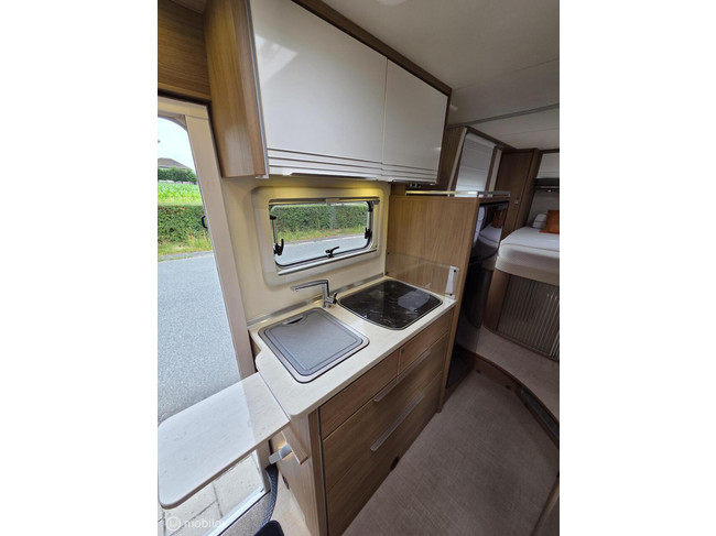 Bürstner Viseo i720 G 30 Edition ☆Euro6, Queensbed, Hefbed☆ foto: 15