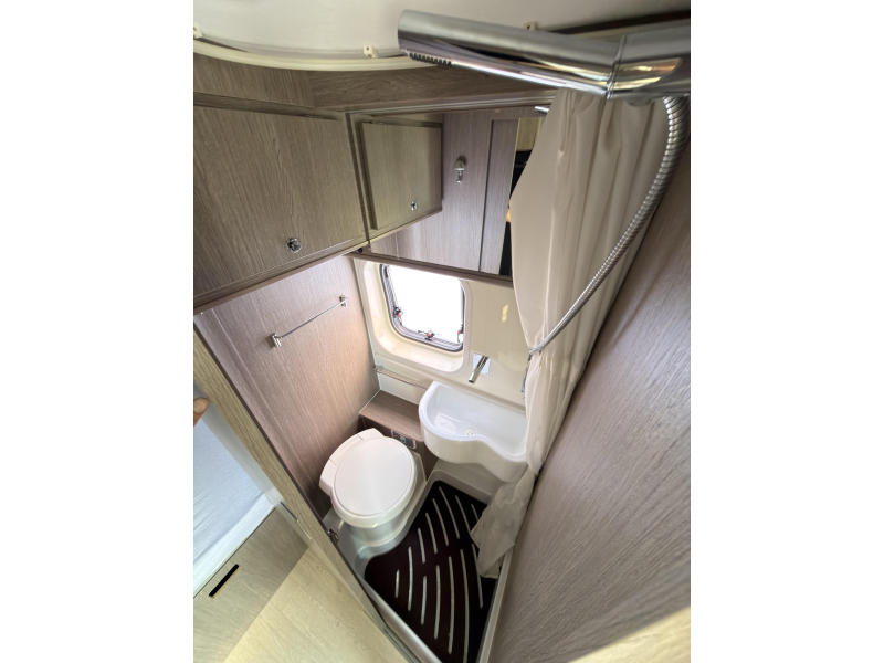 Chausson Twist 594 V 4-persoons  foto: 19