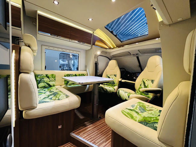 Adria MATRIX M 670SL PLUS Met enkele bedden en slechts 65.000 Km! foto: 14