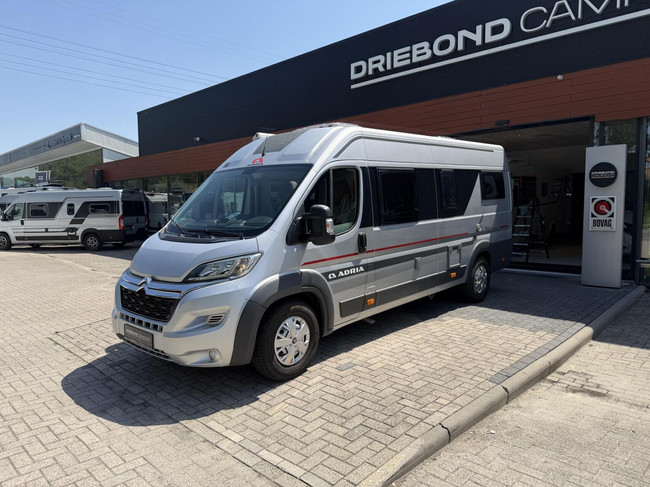 Adria TWIN 640 SLX Enkele Bedden Luifel Trekhaak Bearlock foto: 4