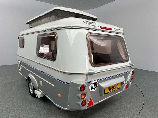 Eriba Touring Triton 420 GT foto: 2