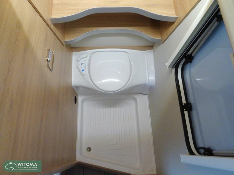 Knaus Sudwind Black Selection 450 FU Witoma 50 jaar aanbieding  foto: 13