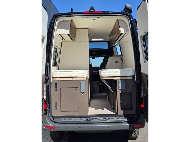 B&uuml;rstner Habiton HMX 6.0 4x4 Foto: 17