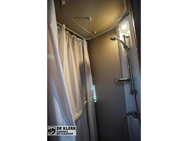 Knaus SPORT 500 KD gas foto: 14