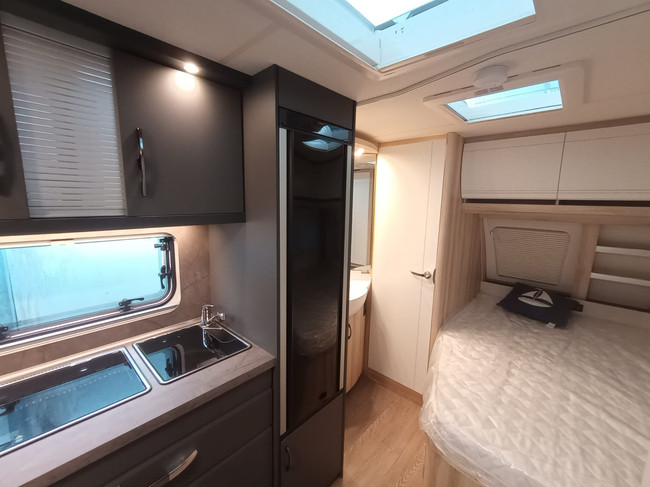 Hobby De Luxe 460 UFe Foto: 6