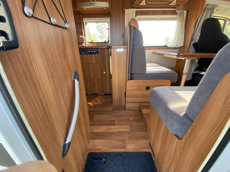 Dethleffs Magic Edition 7151 EB lengte bedden + hefbed  foto: 13