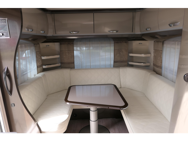 Hobby Premium 495 UL enk. bed, luifel en airco  foto: 7