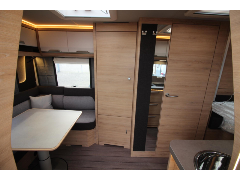Knaus Sudwind Black Selection 500 EU Enkele bedden & rondzit!  foto: 5