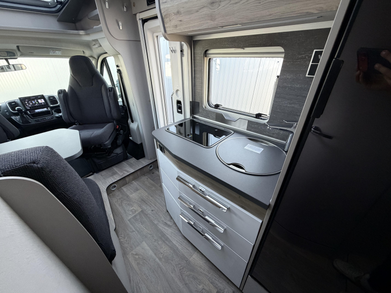 Hymer Exsis-T 580 PURE Automaat, schotel, tv  foto: 7