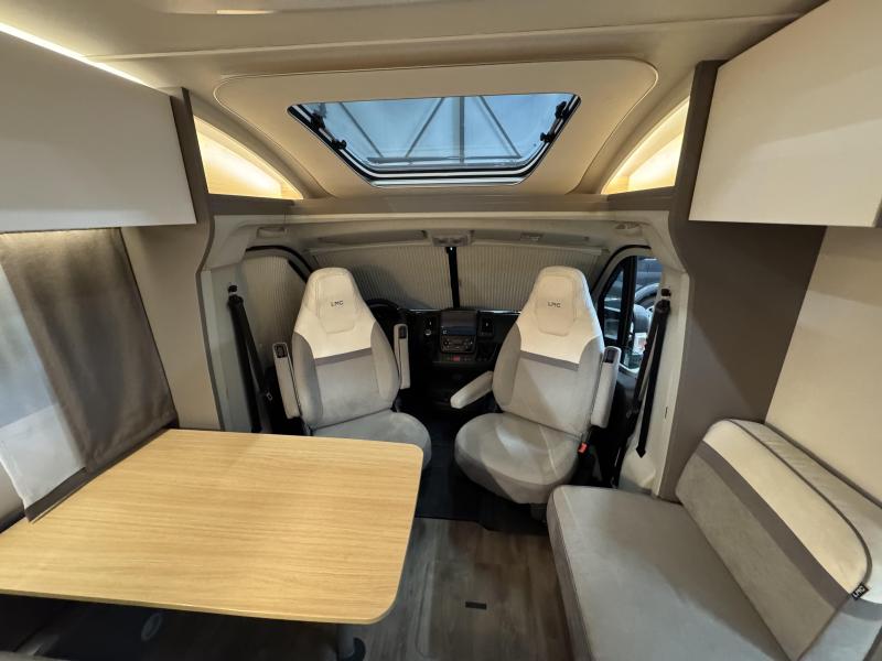 LMC Tourer 730 G  foto: 3
