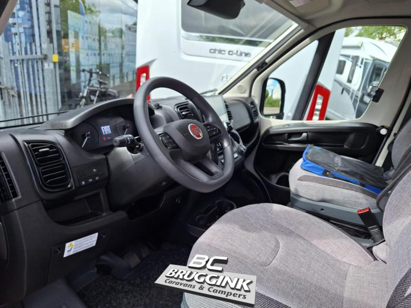 Knaus Boxlife 630 ME ENKELBED AUTOMAAT 11000KM  foto: 4
