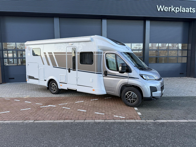 Carado T448 Pro+ Automaat 5 zit & slaaplaatsen