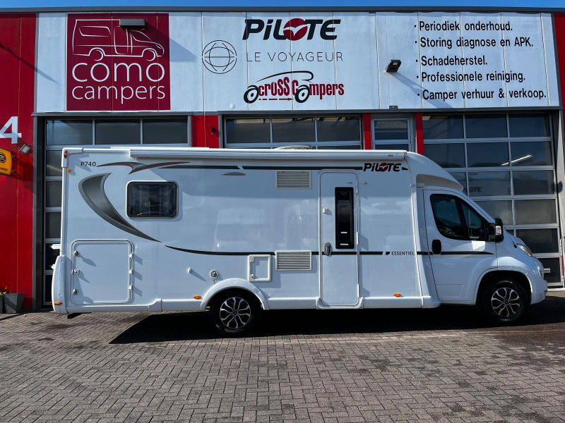 Pilote P 740 C Queensbed, autocaravana foto: 3