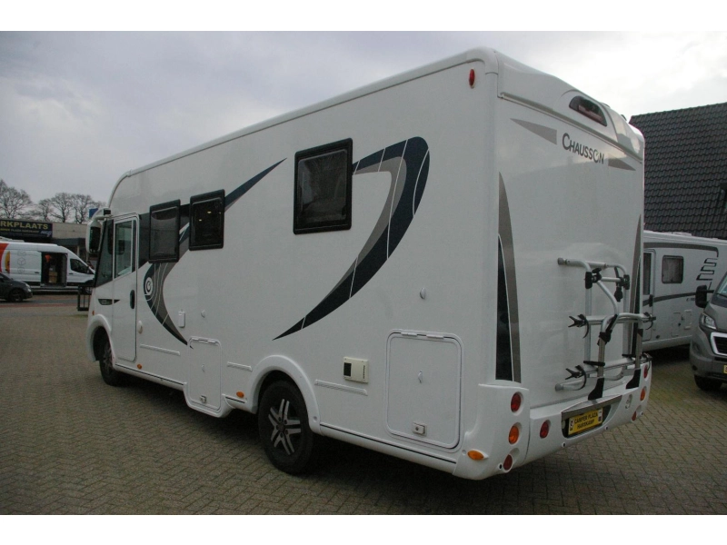 Chausson Exaltis 6028 EB Queensbed, Hefbed.  foto: 3