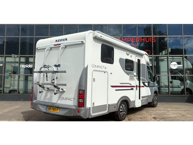 Adria Compact SL Enkele Bedden,Airco,130PK  foto: 4