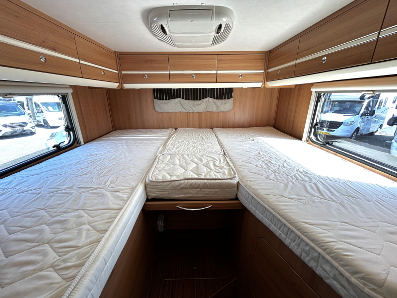 LMC Breezer 714 Alkoof/2013/Enkele-bedden  foto: 17