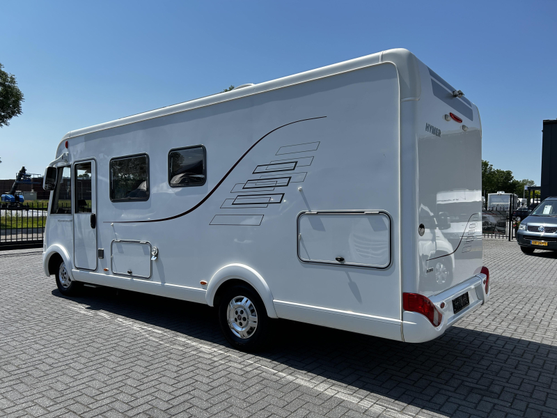 Hymer B594 Dwarsbed/Hefbed/2011/6.9M  foto: 3