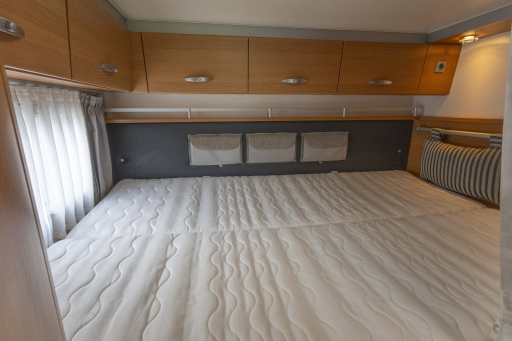 KNAUS Sun Liner 655 LG photo: 21
