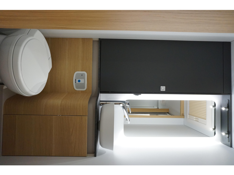 Adria Coral Axess 650 DL Benelux Edition  foto: 18