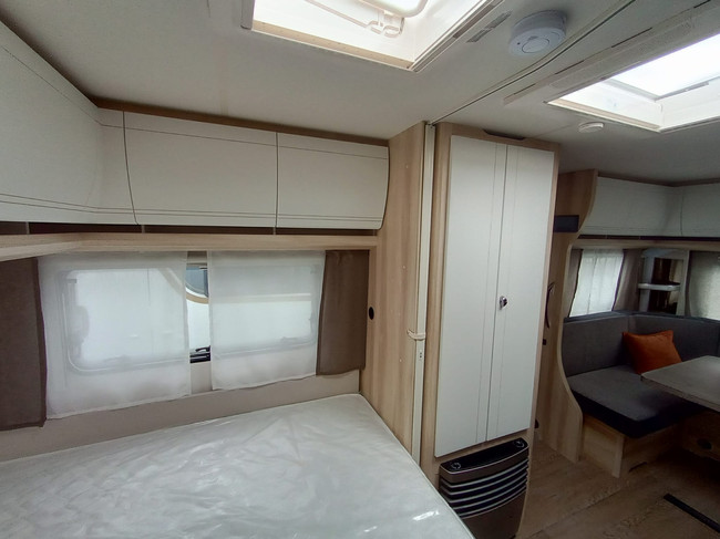 Hobby De Luxe 460 UFe Foto: 13