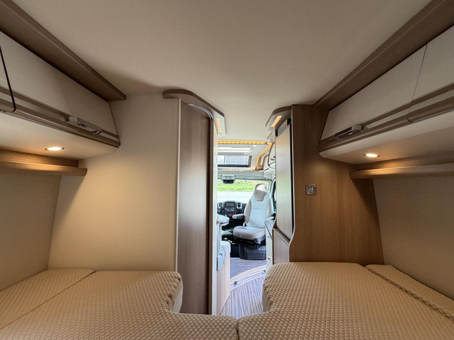 Malibu 640 LE Charming GT 9T-Automatic Single Beds Skyview Bike Swing photo: 19