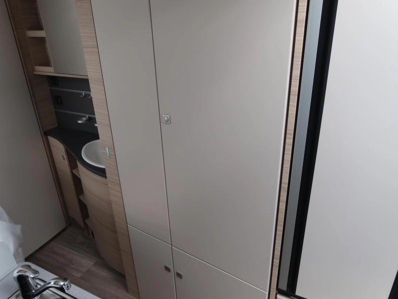 Fendt Bianco Activ 495 SFE MET DWARS KEUKEN !  foto: 17