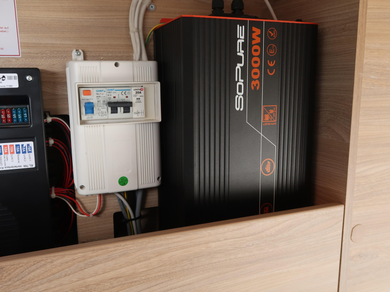 Knaus Van TI 650 MEG LEVELSYST / KLIMAANLAGE/ 177 PS Foto: 11