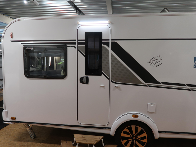 Knaus Sudwind 60 Years 450 FU Foto: 5