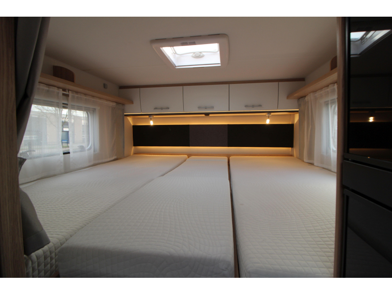 Sunlight T67 Camas individuales + Cama abatible foto: 26