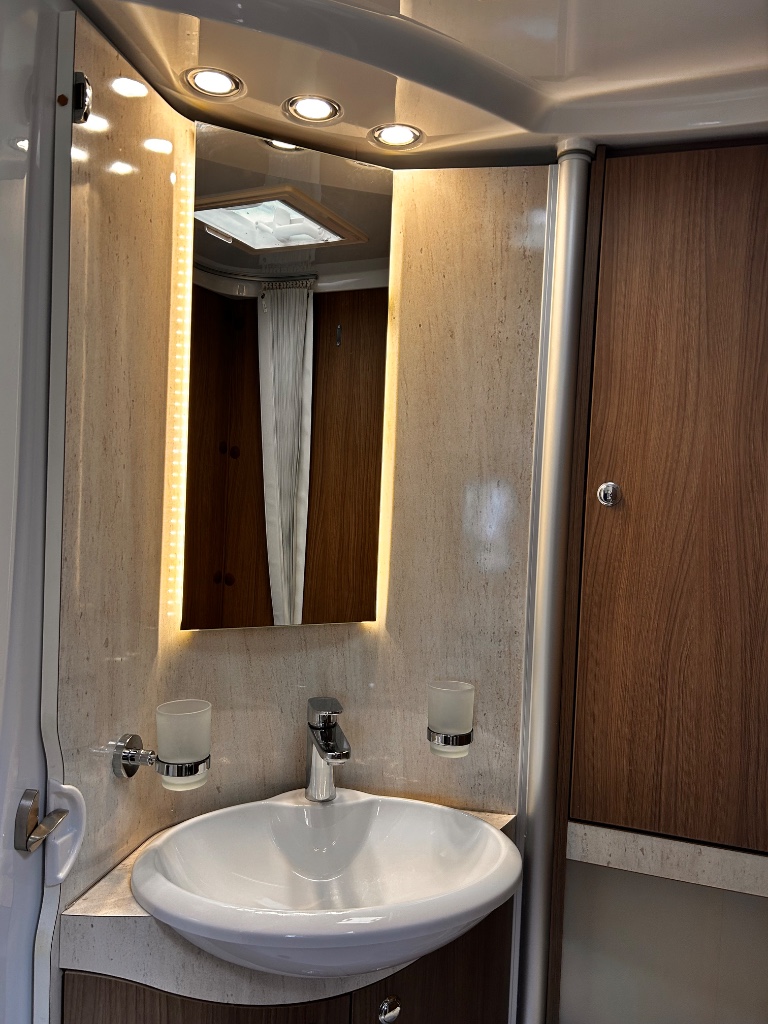 BUERSTNER BI7201 Foto: 27