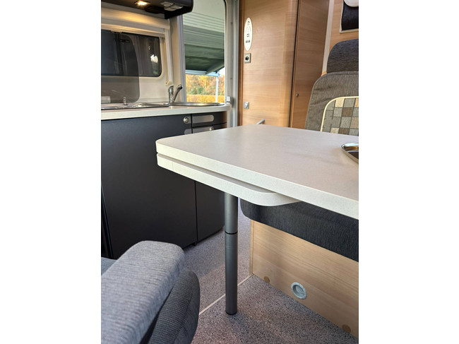 Knaus Van TI 550 MD Fiat Ducato 2.3 130 PK Half-integraal Camper Nieuwstaat foto: 21