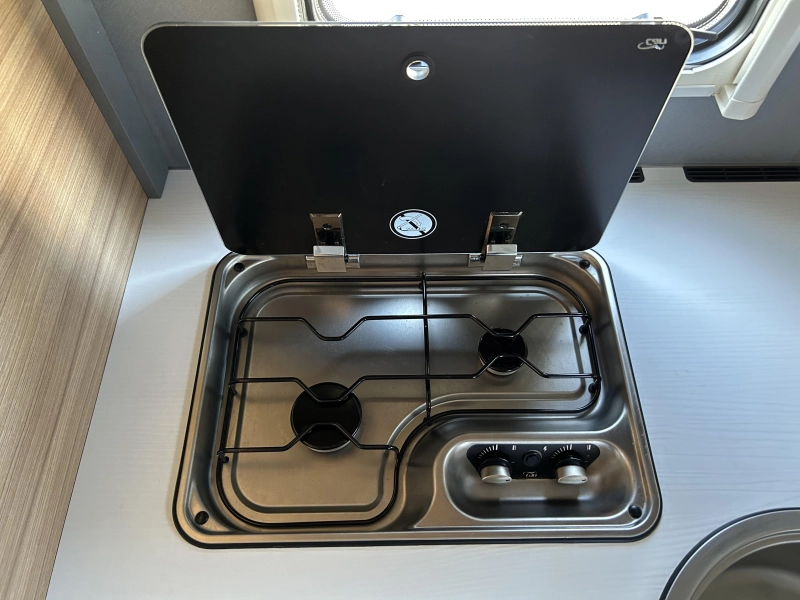 Dethleffs Just 90 T 6812 EB Lit relevable + Climatisation photo: 9