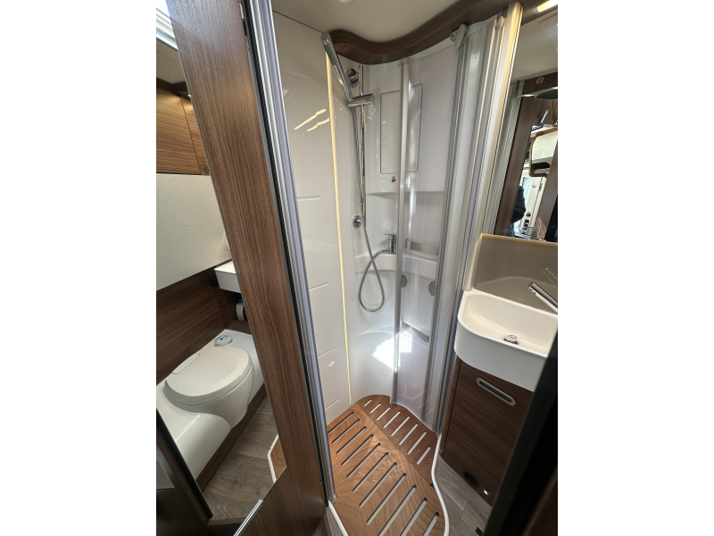 Hymer B 580 MCI Mercedes ALKO Automaat  foto: 11