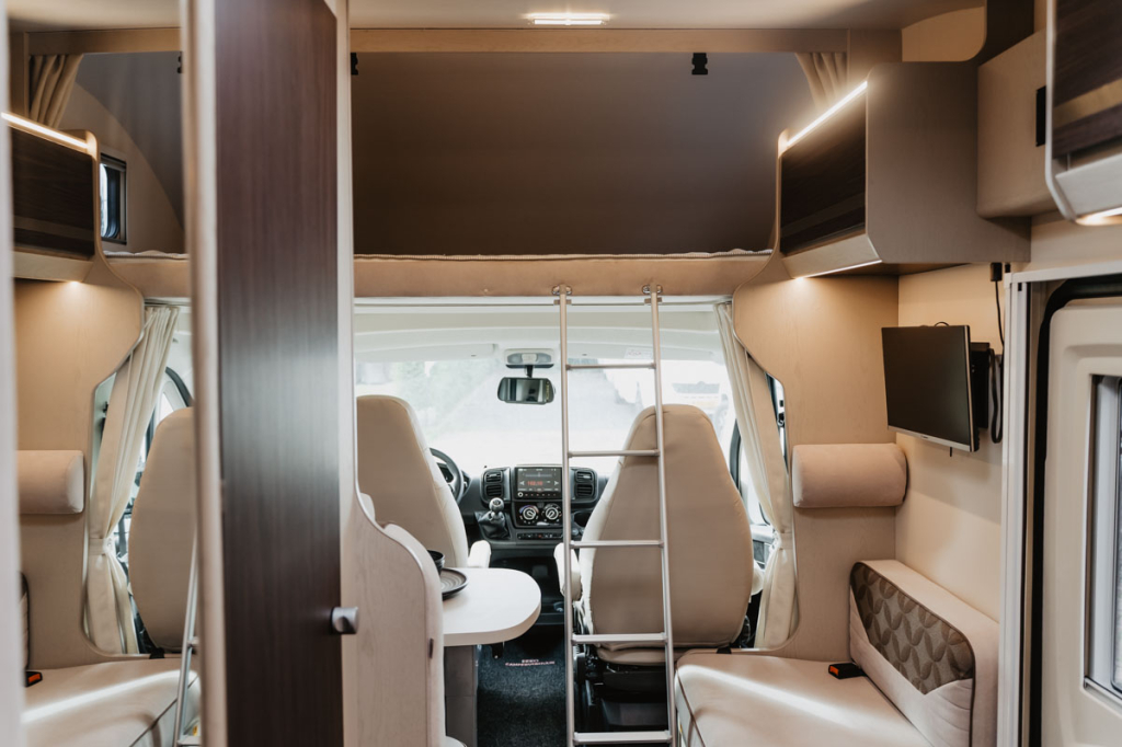 Foto de Rimor Seal 8: 18