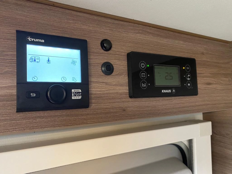 Knaus Live TI 650 MF Frans bed | Automaat  foto: 16