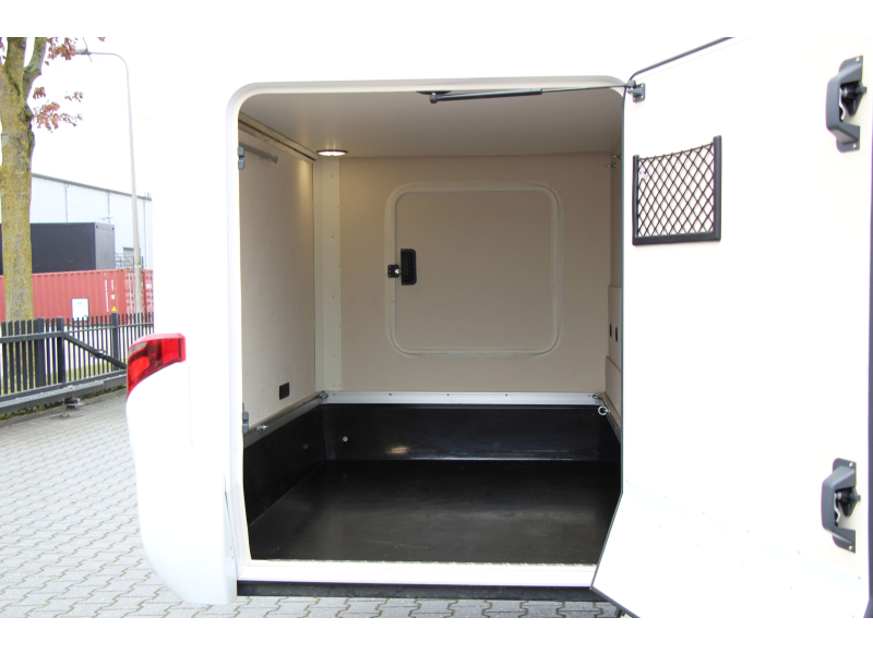 Hymer Tramp 685 S Face2Face - Enkele bedden  foto: 10