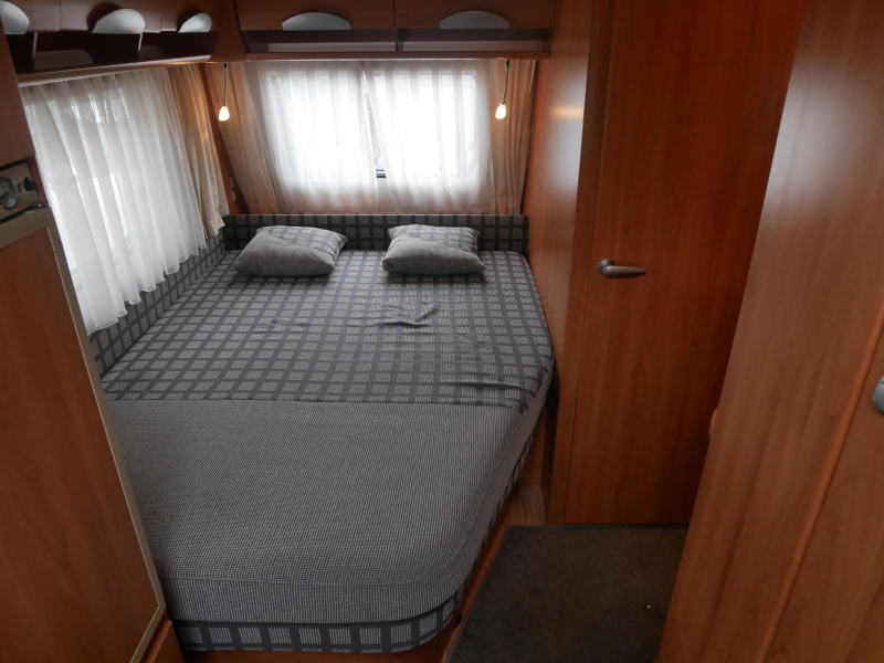 Eriba Moving 545 mover, luifel, fietsenrek  foto: 10